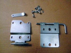 Hinge (door inner curbside) Carrier Vector ; 44-00381-00 